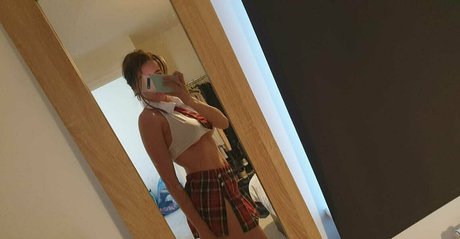 hairy legs onlyfans nice photos