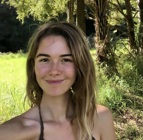 Koneko Shinji art model photos