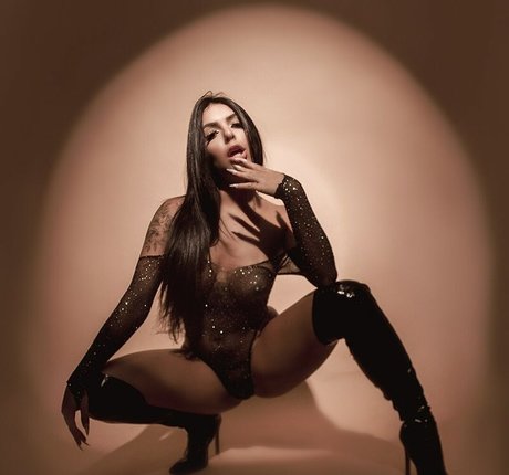 Thai Porgatto nice model gallery