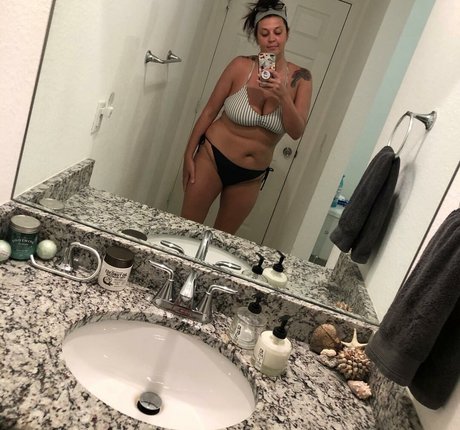 tallnerdywoman pornstar hd gallery