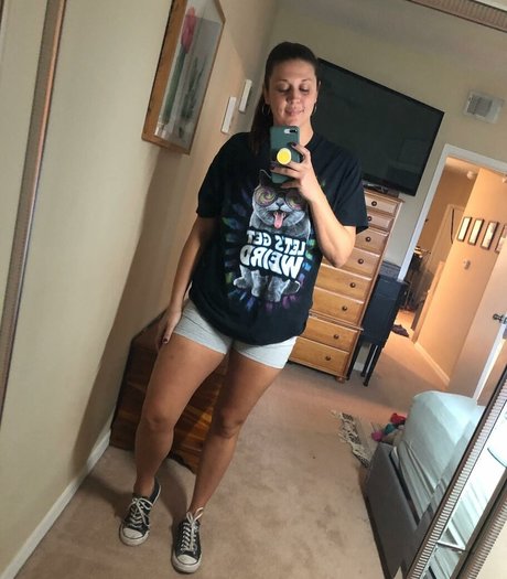 tallnerdywoman hd model photos