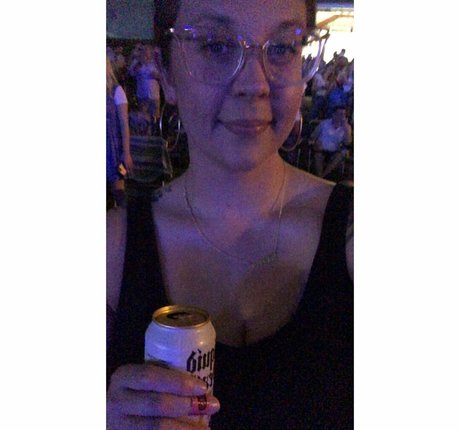 tallnerdywoman nude pornstar pictures