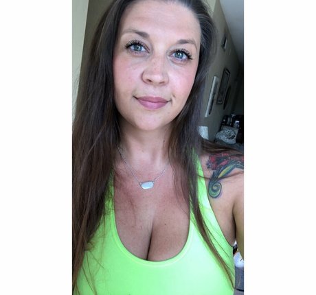 tallnerdywoman pornstar erotic photo