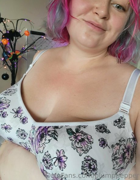 plumppepper nudes actress pics