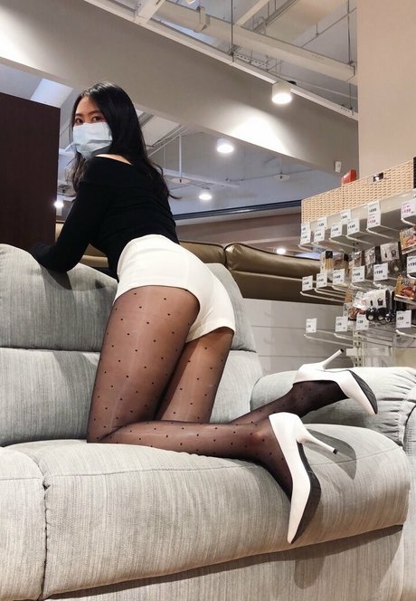 miaomiaolegs star beautiful image