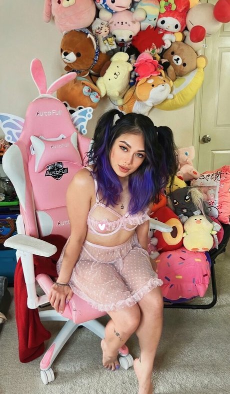 bxmbchelle star adult img