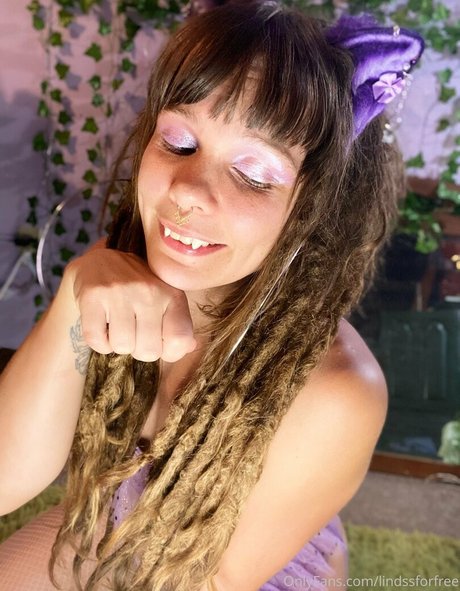 busty mom onlyfans art nude images