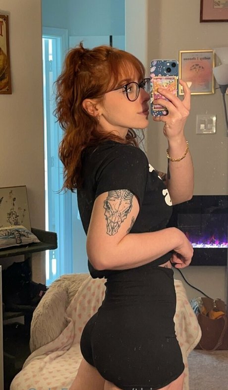 thiccameron nude pornstar pics