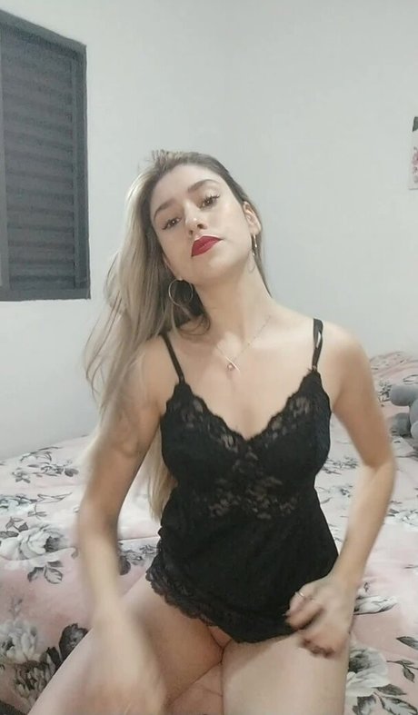 Layllicia exclusive actress gallery