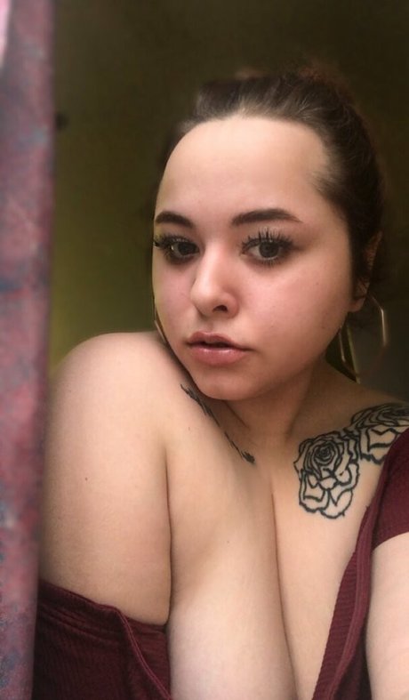 young onlyfans nude archive