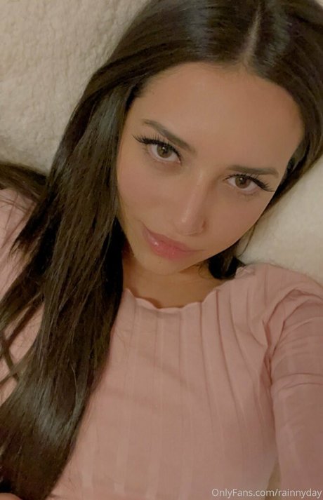 rainnyday pornographic actress photos