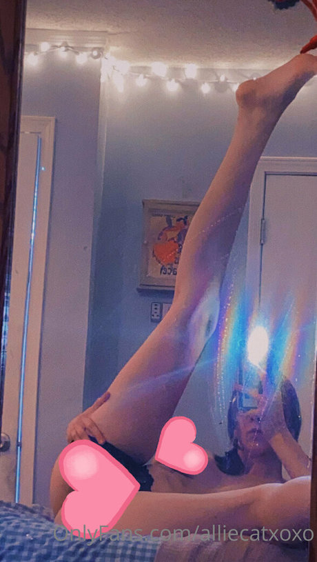 alliecatxoxo star sex gallery