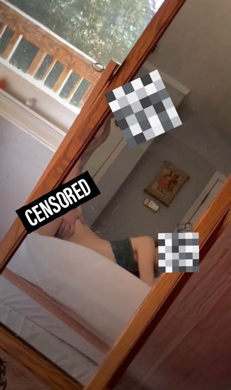 alliecatxoxo porn model image