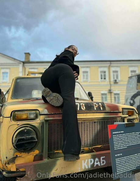 jadiethebaddie model sexy photos