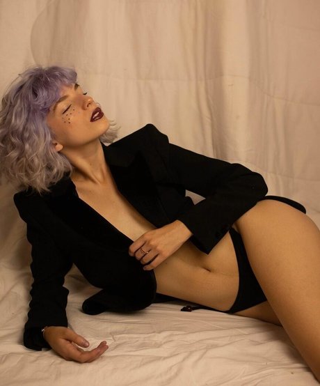 Karina Martins nude actress images