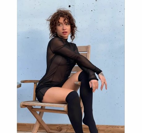 Cecilia Bob model beautiful img