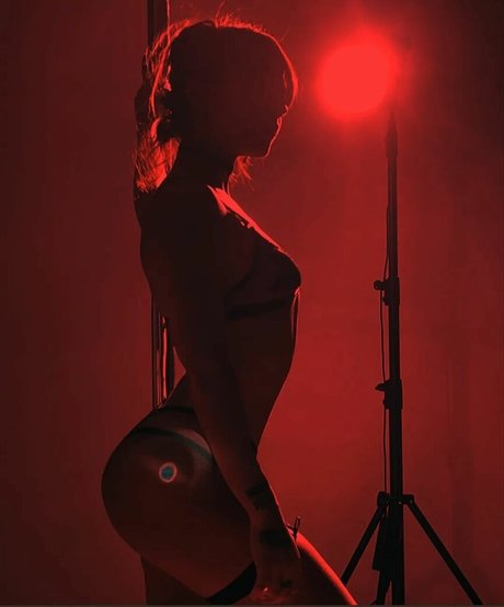 Cecilia Bob pornstar perfect photos