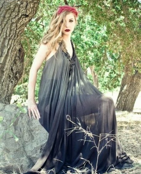 Stevie Wynne Levine model nudes images