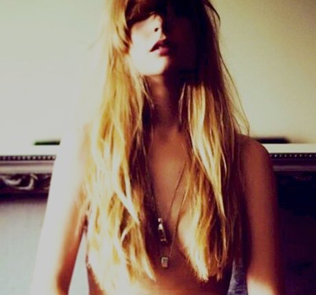 Stevie Wynne Levine star naked archive