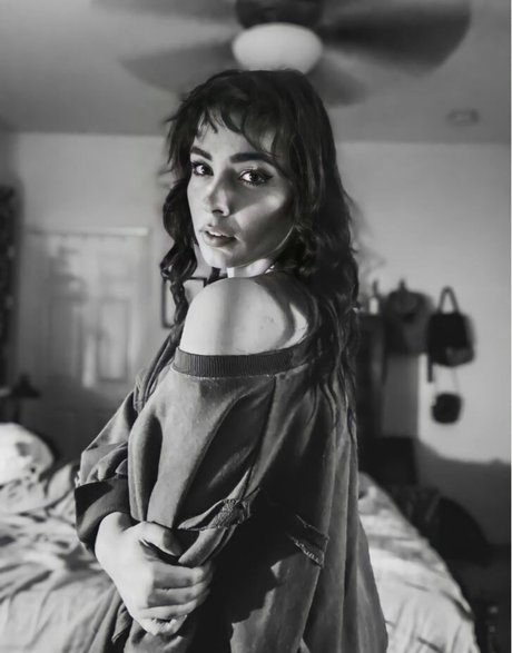 Justseum xxx pornstar pictures