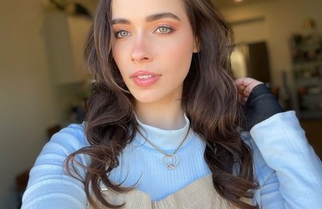 Justseum exclusive actress img