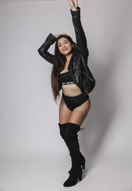 SukeshaRay sexy model photos