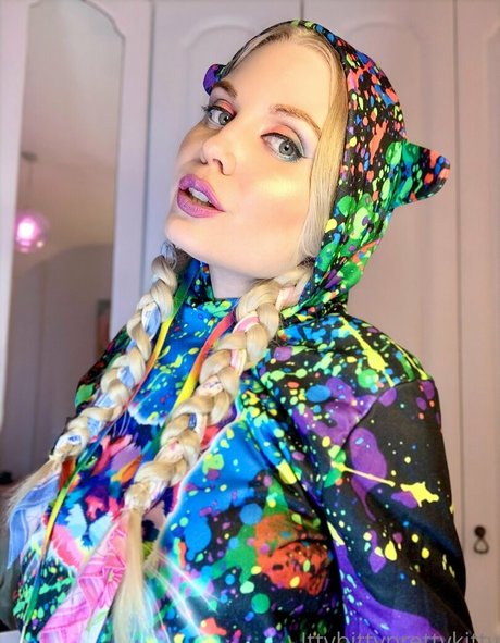 bikini ginger onlyfans hot sexy archive