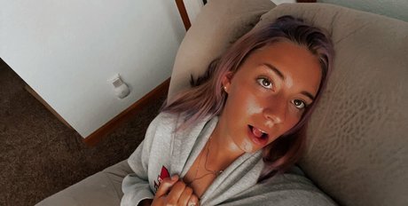 dadiesbabygirl hot model gallery