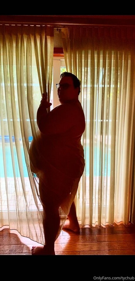 tychub high quality star image