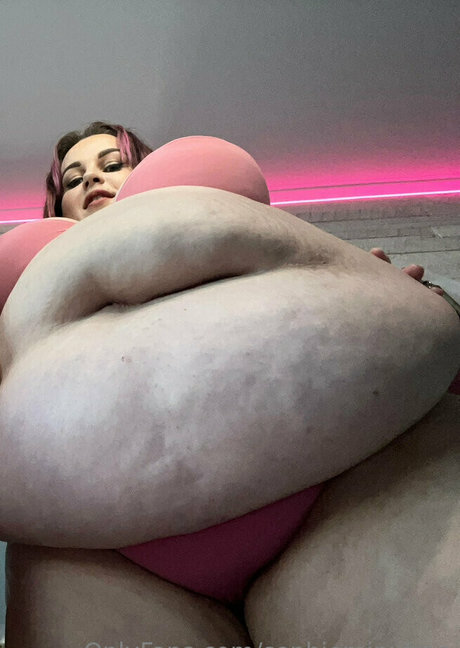 sophieminxfree pretty pornstar picture