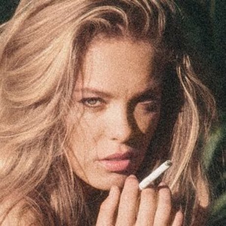 curvy amateur onlyfans xxx photos