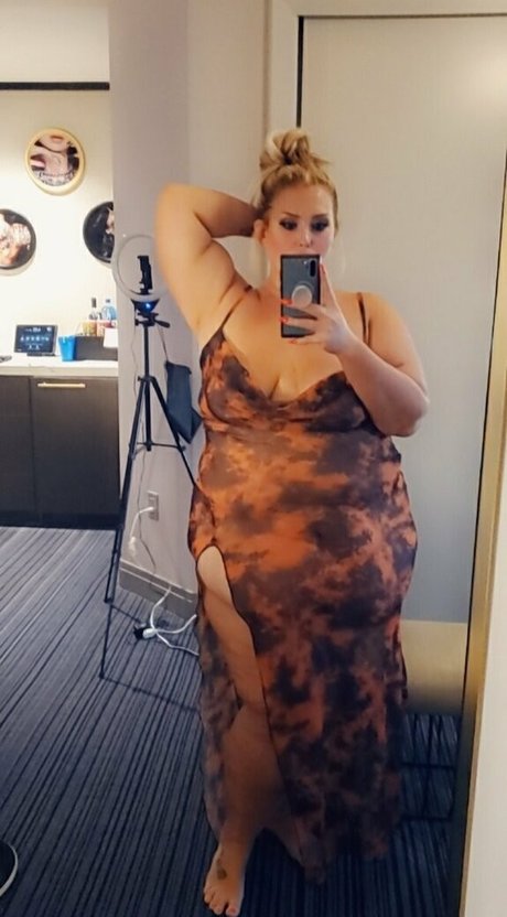 lindseefoxxx erotic star archive