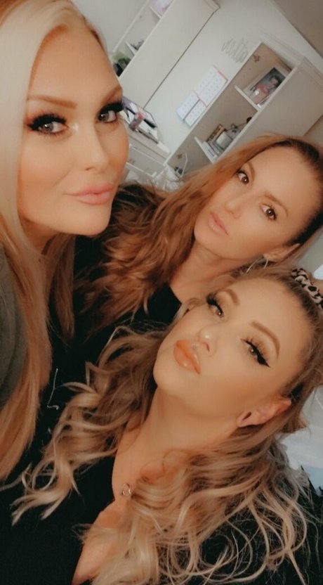 lindseefoxxx model xxx pics