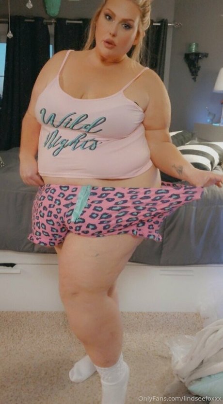 lindseefoxxx pretty pornstar images