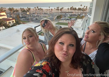 lindseefoxxx pornstar exclusive picture