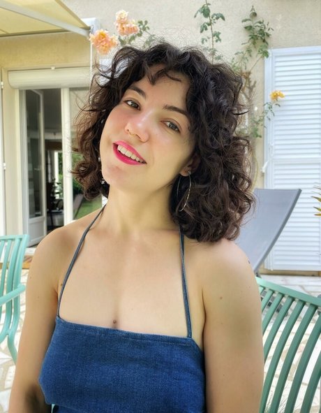 victoiredeblasset naked actress galleries