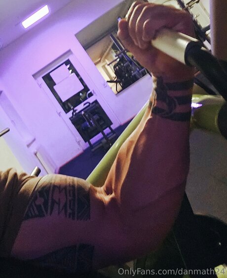 Danmath24 model best image