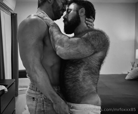 Mrfoxxx85 xxx model gallery