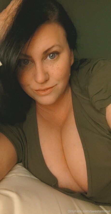 Sweetemmie pretty model gallery