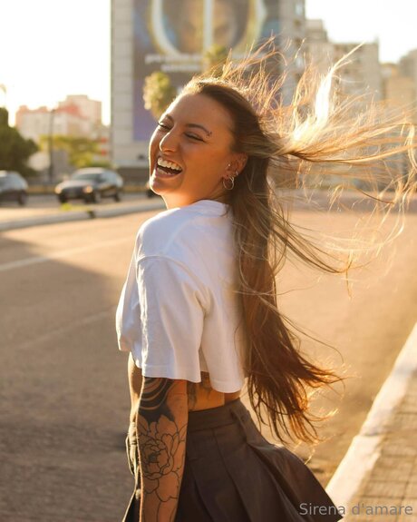 Sirenadamare pretty model photo