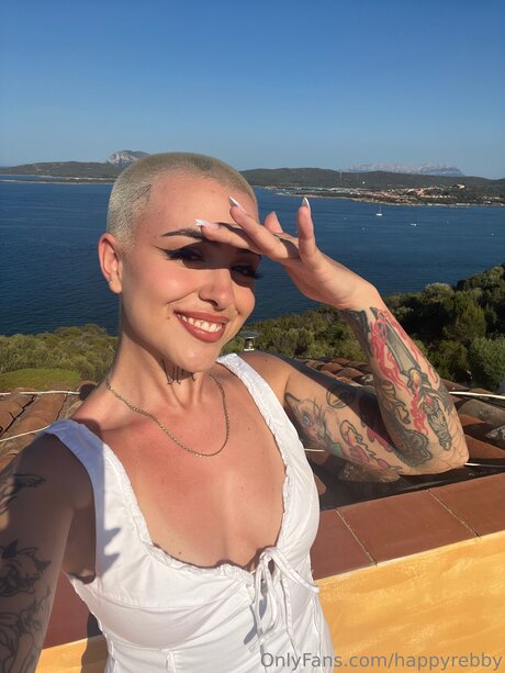 Happyrebby naked pornstar gallery