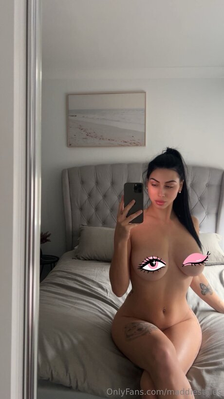 Maddiestyles erotic pornstar pics