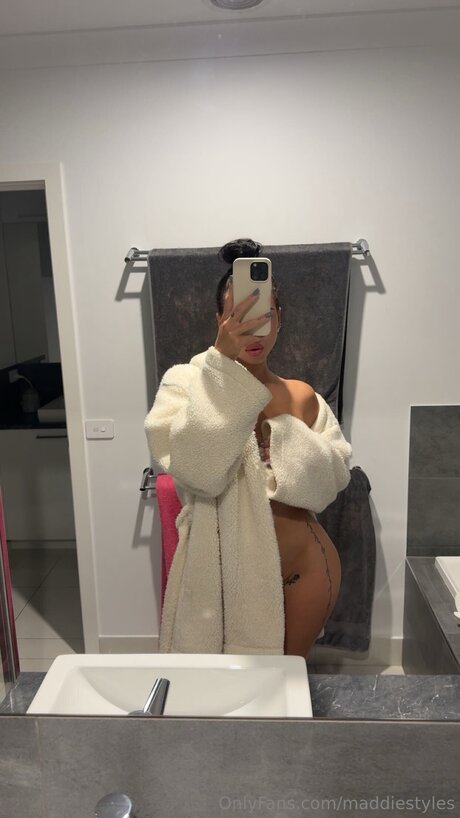 Maddiestyles pornstar xxx images