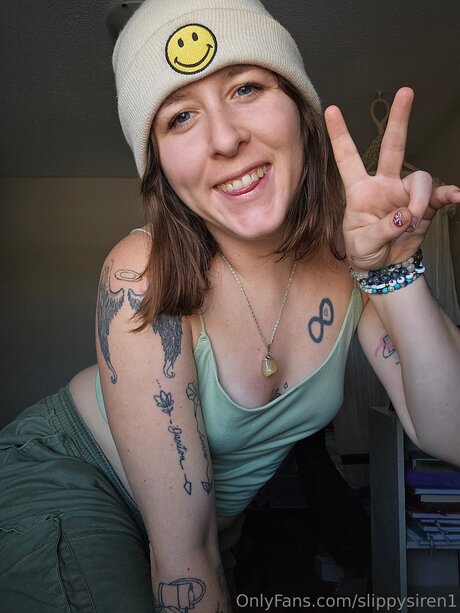 Slippysiren1 star hd images