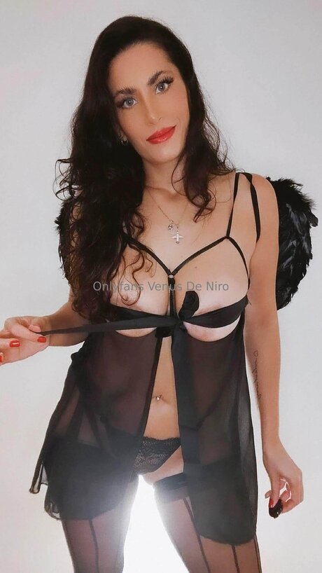 Venusdeniro pretty star pics