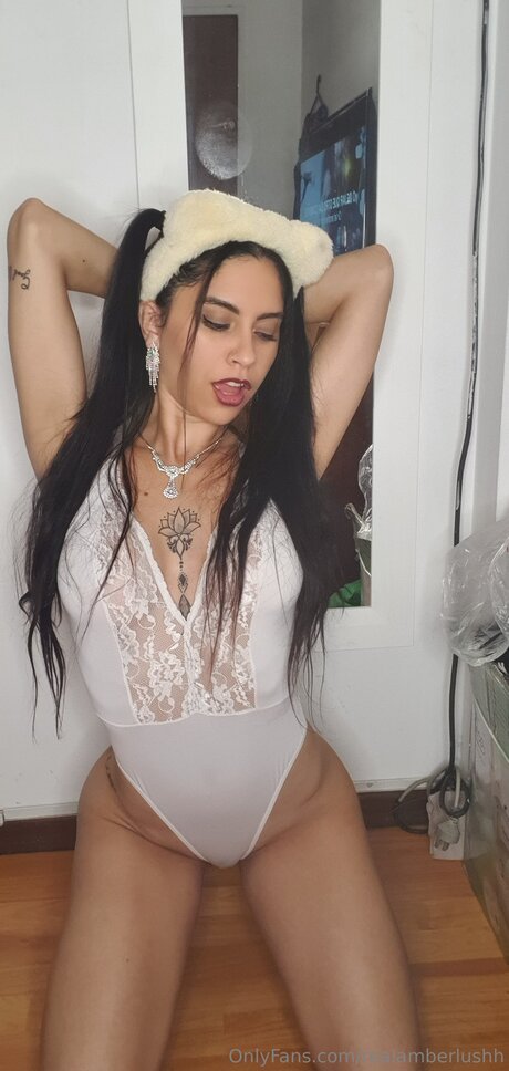 Realamberlushh pornstar sexy picture