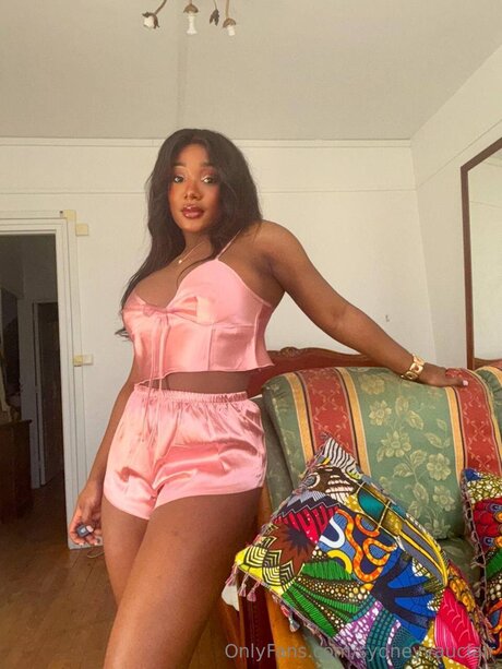 Sydneyvauclair naked pornstar pictures