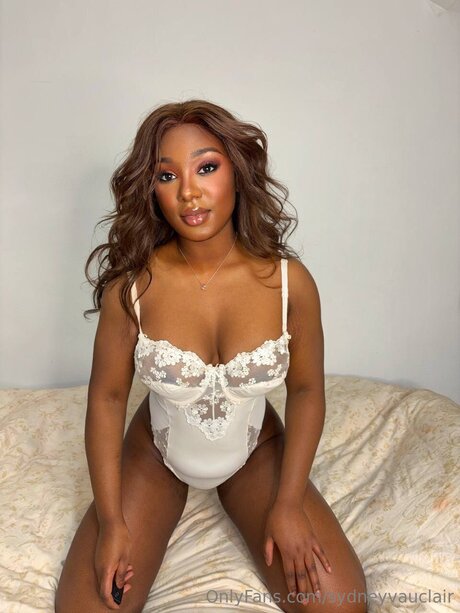 Sydneyvauclair pornstar sexy images