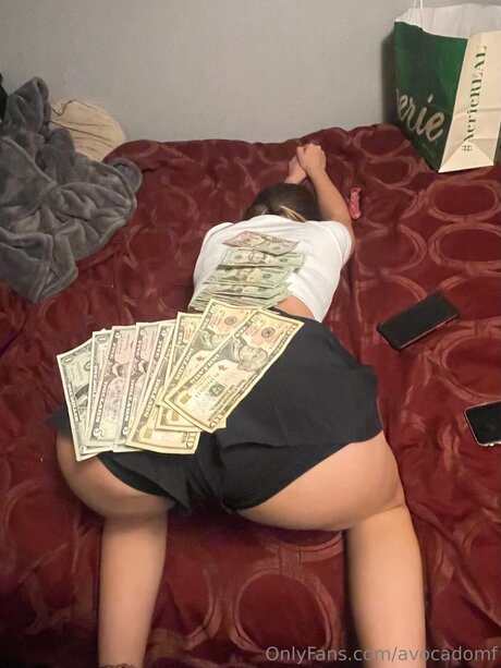 shemale fucks girl onlyfans top galleries