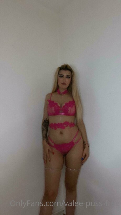 Valentinagoleafree sex star picture